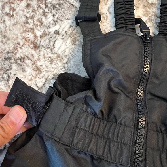 3T Cat & Jack Black Snow Bib Adjustable Winter Skiing Snowboarding Boys Girls H - Picture 8 of 9